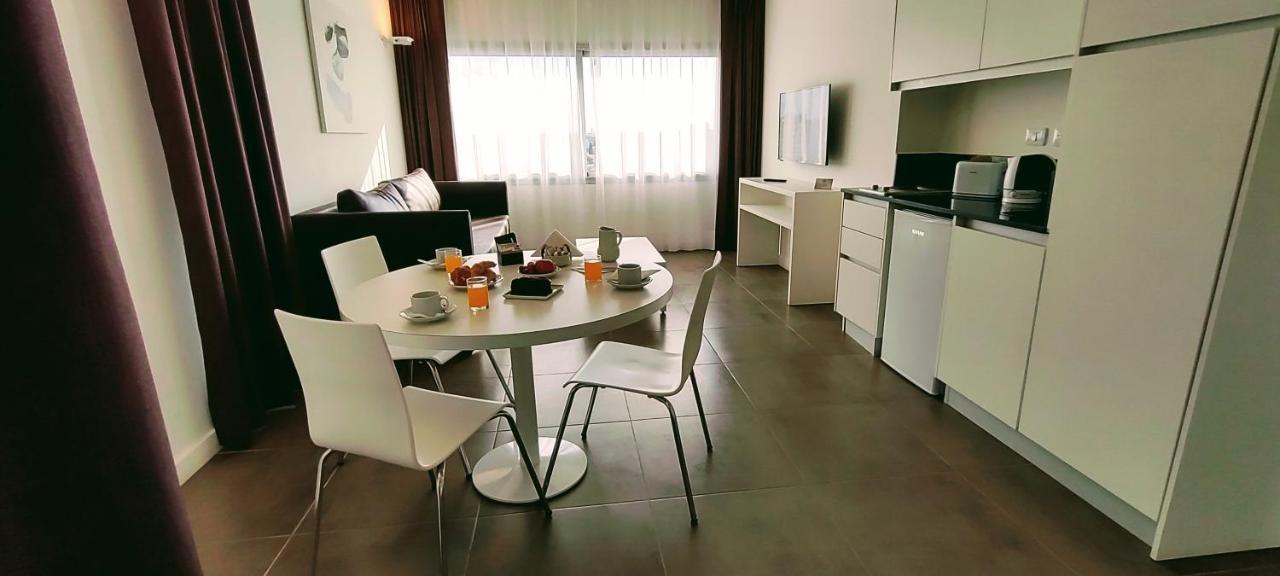 Rental Suites Campana Exteriör bild